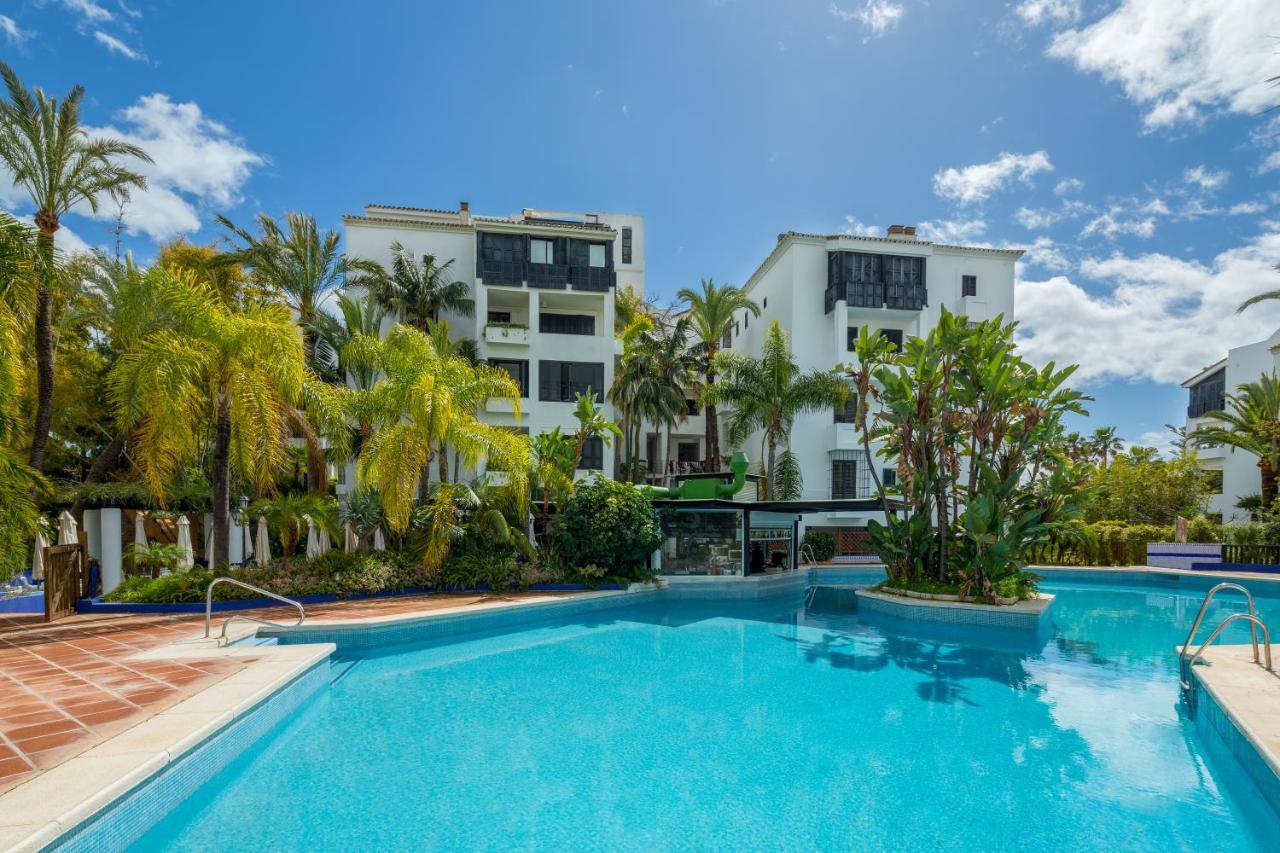 Jardines Las Golondrinas Apartments Elviria 마르베야 외부 사진