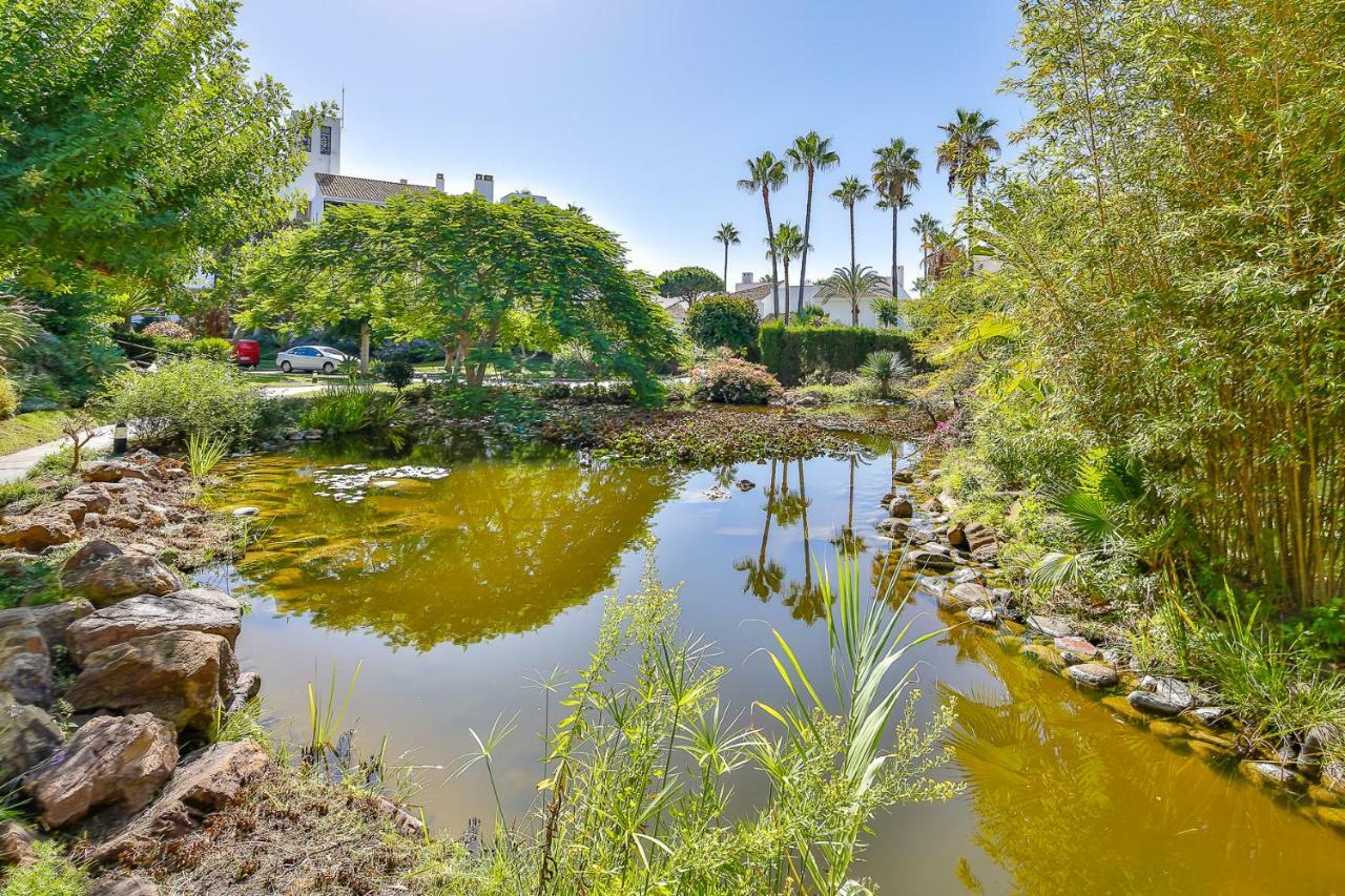 Jardines Las Golondrinas Apartments Elviria 마르베야 외부 사진